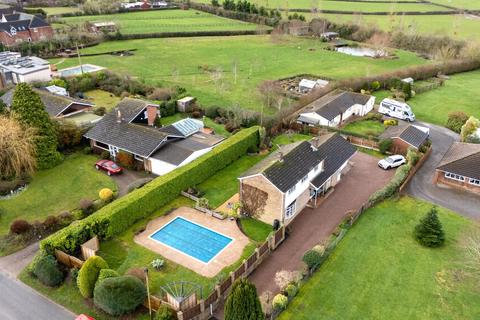 3 bedroom detached house for sale, Berrow House, Withybed Lane, Inkberrow, Worcester, WR7