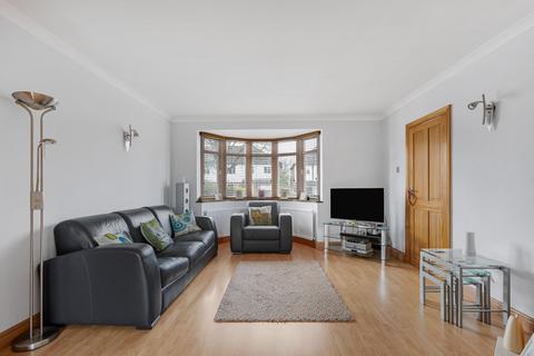 3 bedroom semi-detached house for sale, Peplins Way,Brookmans Park , AL9