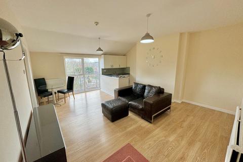 1 bedroom flat to rent, Ashlands, Sale, M33