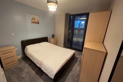 2 bedroom flat to rent, Southside Development, Birmingham B5