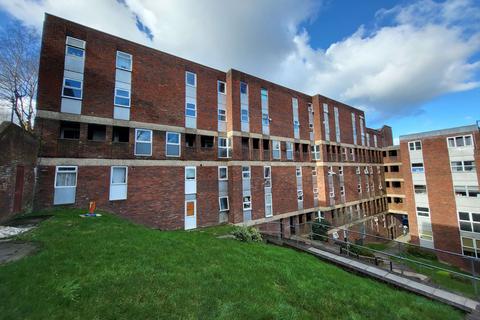 undefined, Downs Road, Luton LU1