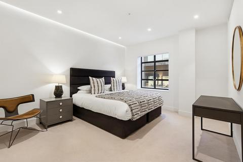 3 bedroom flat to rent, Sherwood Street, Soho, London W1F