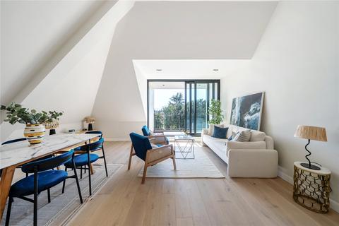 2 bedroom apartment for sale, Creswick Road, London