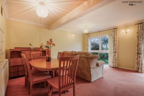 3 bedroom end of terrace house for sale, Bell Meadow, Bury St. Edmunds IP32