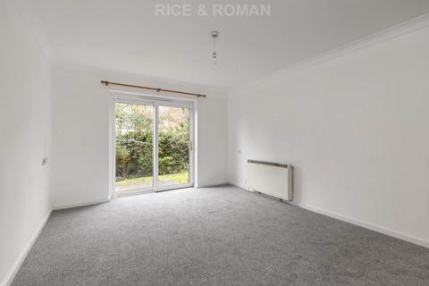2 bedroom retirement property for sale, Mount Lane, Bracknell RG12