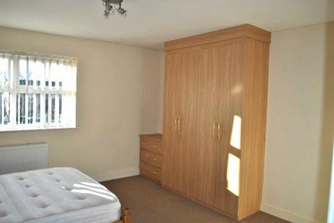 undefined, (P1184) Oakwood 337 Manchester Rd, Clifton M27 6WE