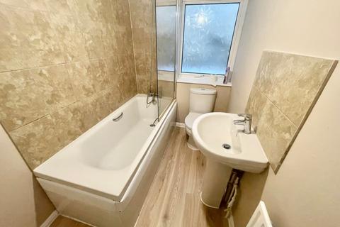 1 bedroom flat to rent, Northdown Road, Margate, Kent, CT9