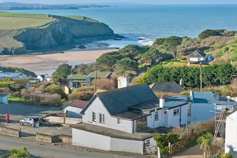 undefined, Gem House, Mawgan Porth, TR8