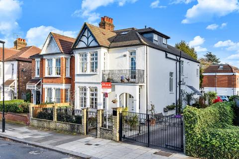 1 bedroom flat for sale, Warwick Road, Bounds Green, London, N11