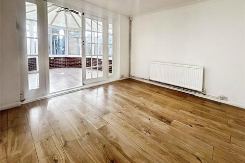 3 bedroom semi-detached house to rent, Blackwell Drive, Hertfordshire WD19
