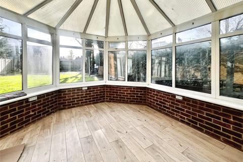 3 bedroom semi-detached house to rent, Blackwell Drive, Hertfordshire WD19