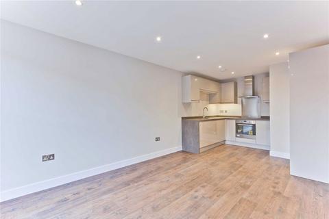 1 bedroom flat to rent, Church Street, Walton-On-Thames KT12