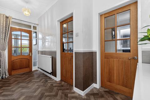 4 bedroom detached house for sale, Hillary Avenue, Ashton-under-lyne, OL7