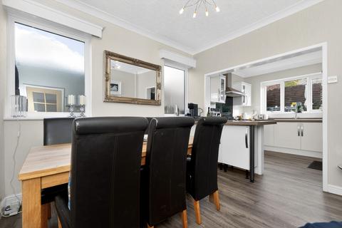 4 bedroom detached house for sale, Hillary Avenue, Ashton-under-lyne, OL7