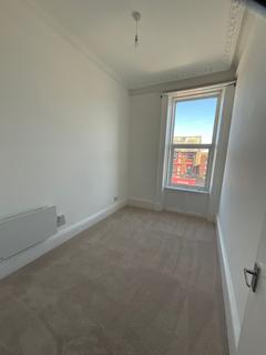 1 bedroom flat to rent, Aberdeen Walk, Scarborough, YO11