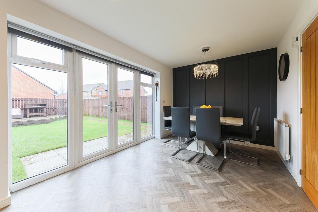 Kitchen, dining area