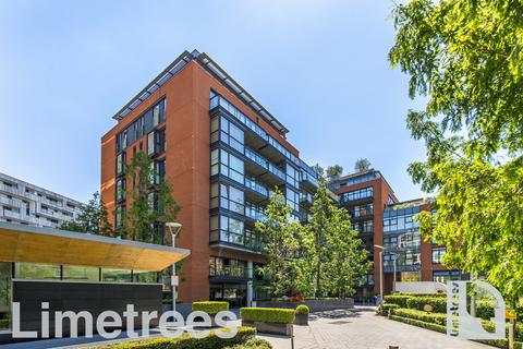 4 bedroom flat to rent, Gatliff Road, London SW1W
