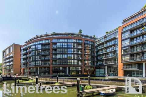 4 bedroom flat to rent, Gatliff Road, London SW1W