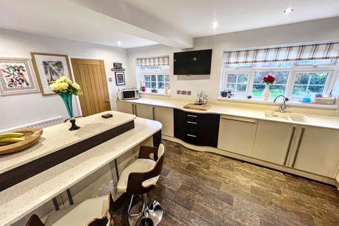 4 bedroom detached house for sale, Haddington Road, Beaumont Park, Whitley Bay, Tyne and Wear, NE25 9UY
