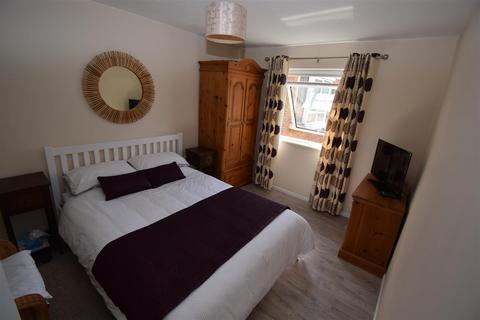 undefined, Yeatminster Road, Canford Heath, Poole