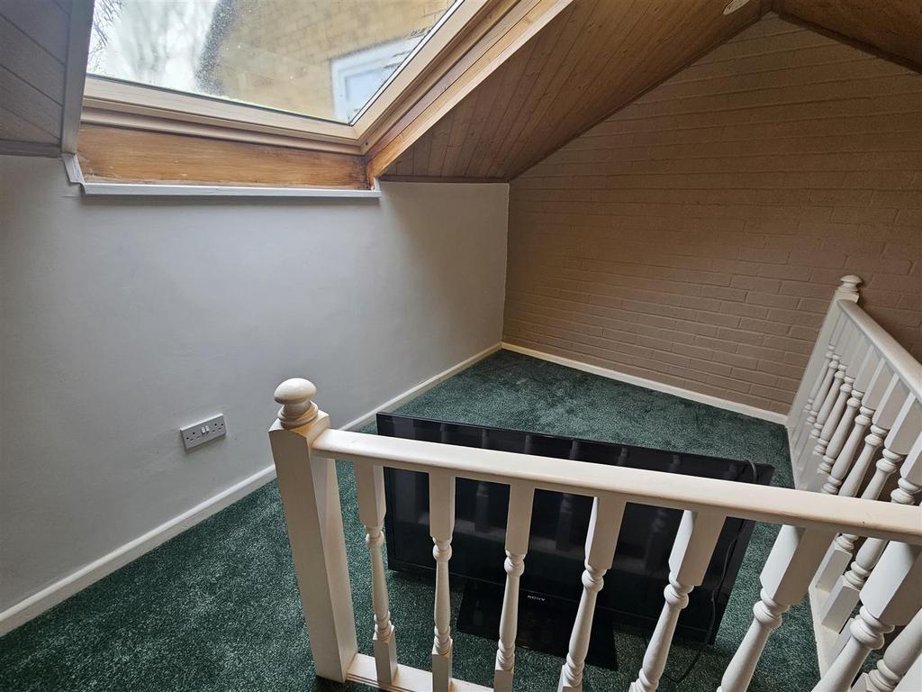 Gallery Bedroom