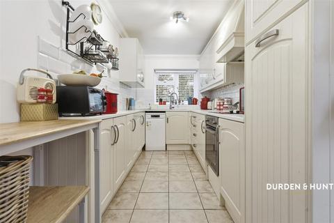 3 bedroom detached house for sale, Eastwood Old Road, Leigh-On-Sea SS9