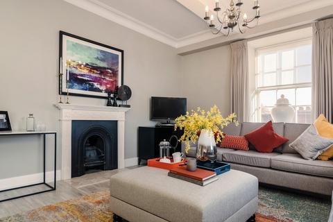 4 bedroom flat to rent, 35-37 Grosvenor Square, London, Mayfair, London W1K