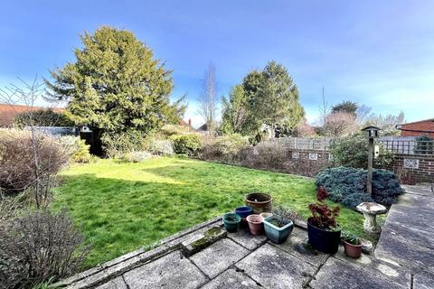 4 bedroom semi-detached house for sale, Elmcroft Drive, Chessington, Surrey. KT9 1DU