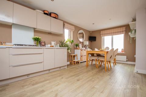 4 bedroom detached house for sale, Saddlers Way, Plymouth PL5