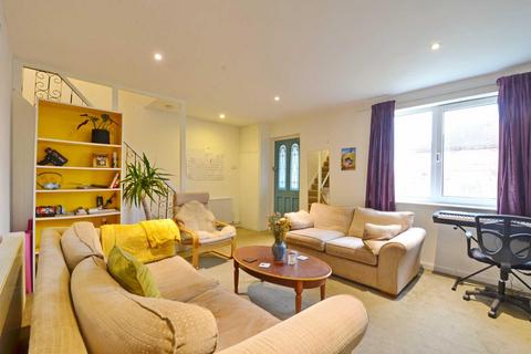 undefined, Kendal, Bristol, BS7