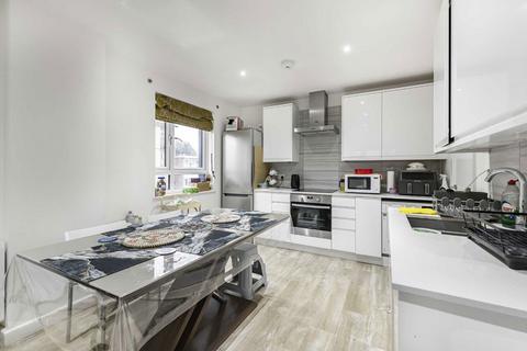 undefined, Sidmouth Avenue, Isleworth TW7