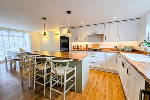 4 bedroom semi-detached house for sale, Springwood Close, Plymouth PL7