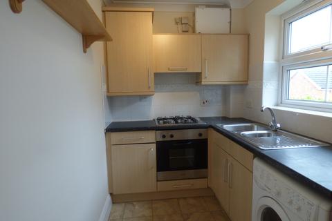 2 bedroom flat to rent, Junction Road, Brentwood, CM14