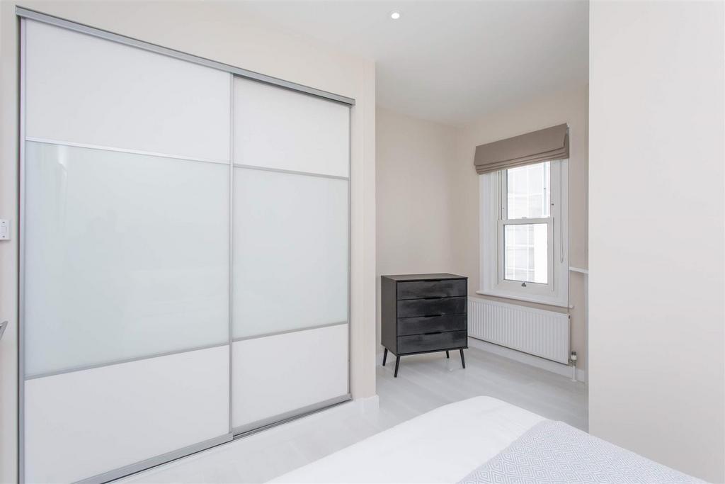 2, 142 Western Road Hove NEW13.jpg
