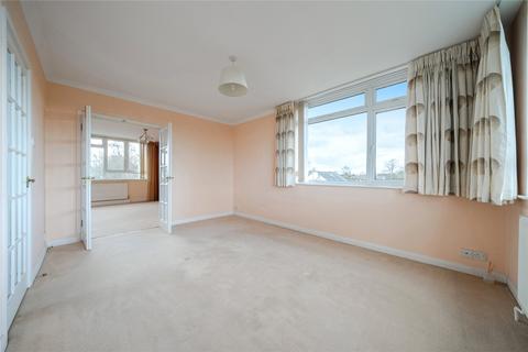 3 bedroom flat for sale, Hawthorne Road, Bickley