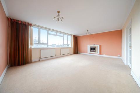 3 bedroom flat for sale, Hawthorne Road, Bickley