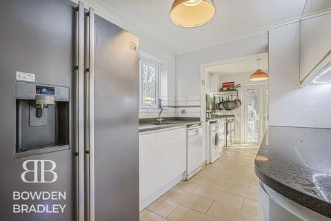 3 bedroom semi-detached house for sale, Fairview Drive, Chigwell, IG7