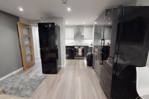 6 bedroom flat share to rent, St. Mary Street, Cardiff CF10