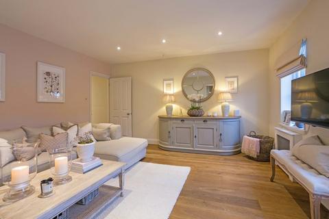 undefined, High Street, Cookham SL6