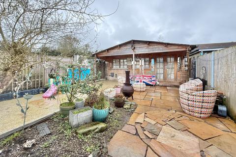 3 bedroom property for sale, Warsash Road, Titchfield Common