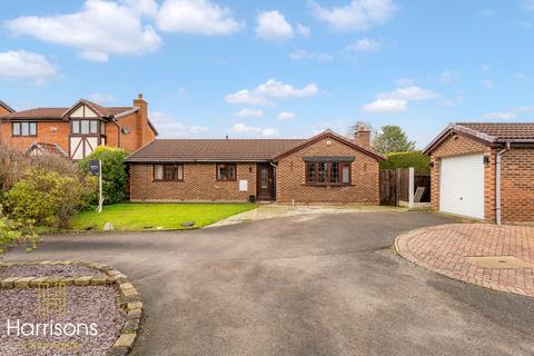 3 bedroom detached bungalow for sale, Whitsundale, Westhoughton, Bolton, Lancashire, BL5