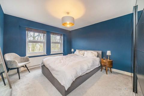3 bedroom flat for sale, Fordbridge Road, Sunbury-On-Thames TW16