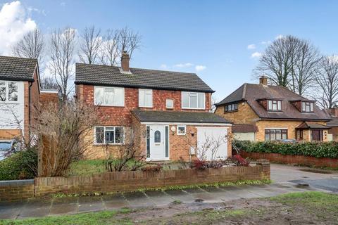Hawkewood Road, Lower Sunbury, TW16