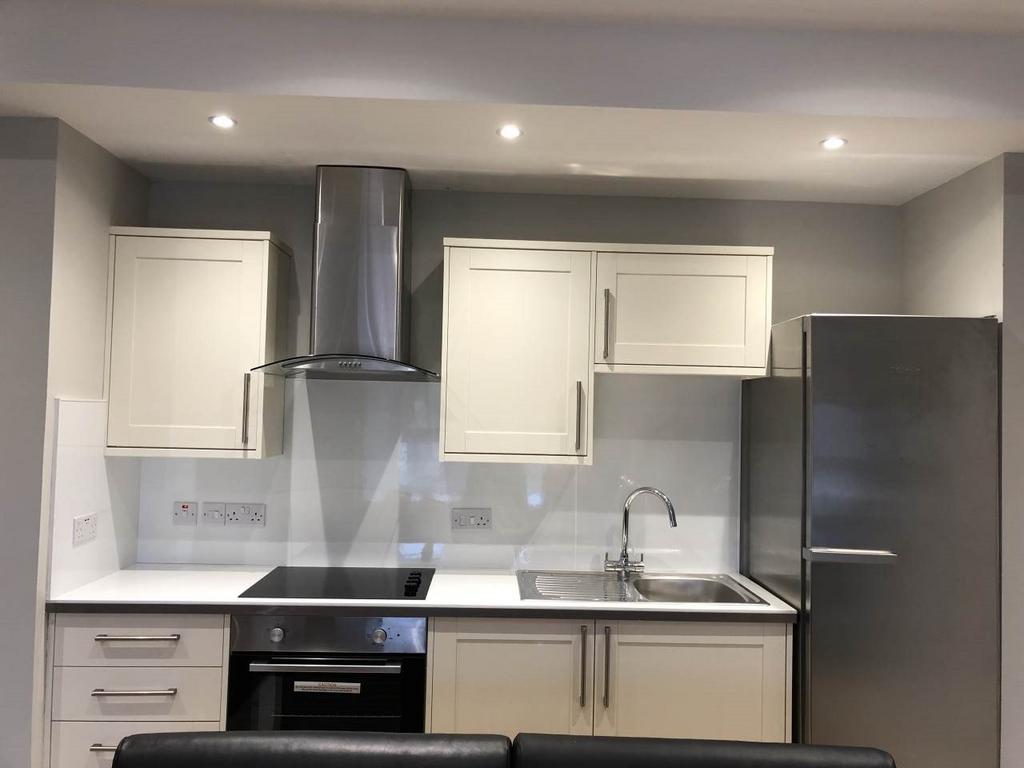 Kitchen (a)