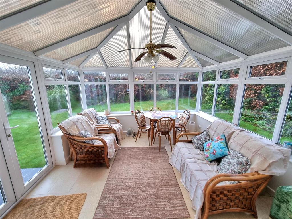 Conservatory 1.jpg