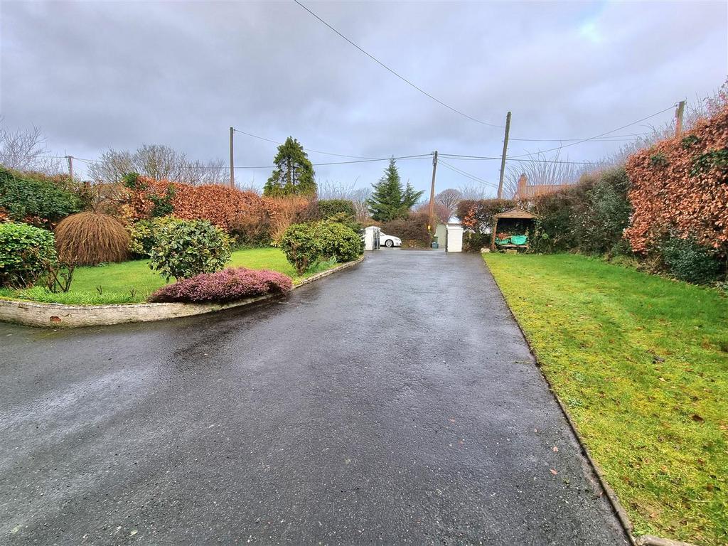 Driveway.jpg