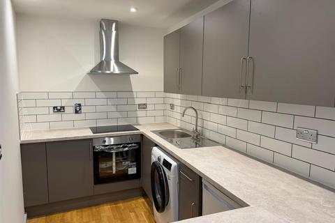 2 bedroom apartment to rent, Gotts Road, Leeds LS12