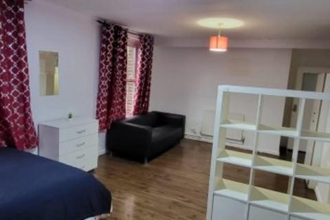 undefined, Hollybush Gardens