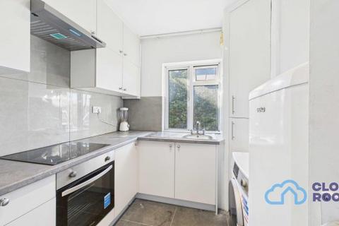 1 bedroom flat to rent, Empire Way