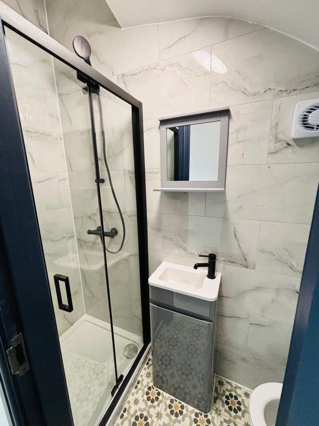 Bermuda-road-rm18-7da-1022882